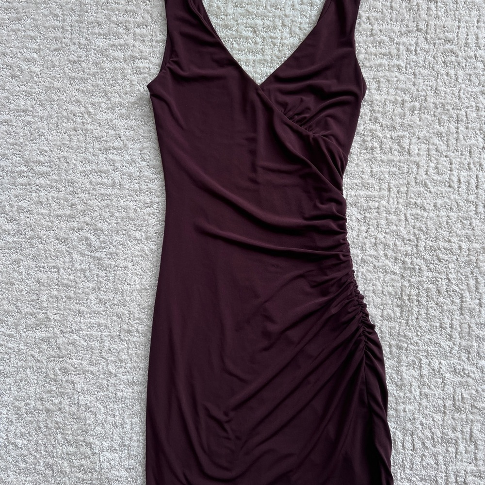 Velvet by Graham and Spencer Elegant Sleeveless Burgundy Dress